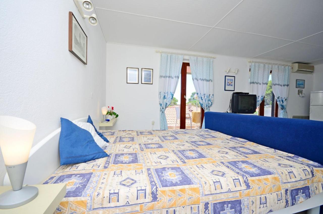 Apartment Dubravka Banjol Eksteriør billede